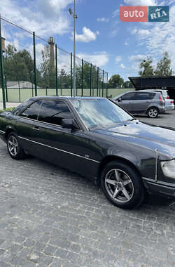 Купе Mercedes-Benz E-Class 1995 в 