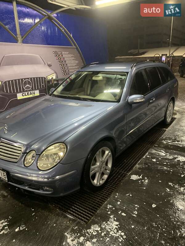 Универсал Mercedes-Benz E-Class 2003 в Львове