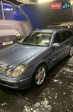Універсал Mercedes-Benz E-Class 2003 в 