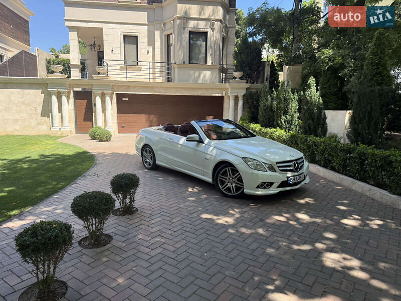 Кабриолет Mercedes-Benz E-Class 2011 в Одессе
