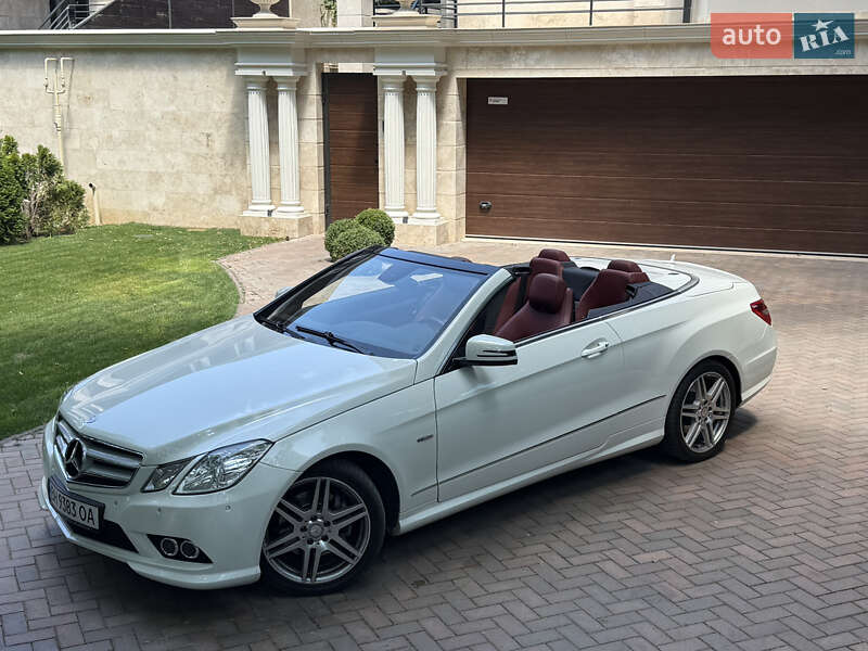 Кабриолет Mercedes-Benz E-Class 2011 в Одессе