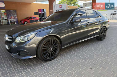 Седан Mercedes-Benz E-Class 2014 в 
