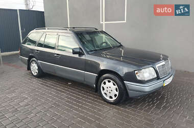 Универсал Mercedes-Benz E-Class 1994 в 