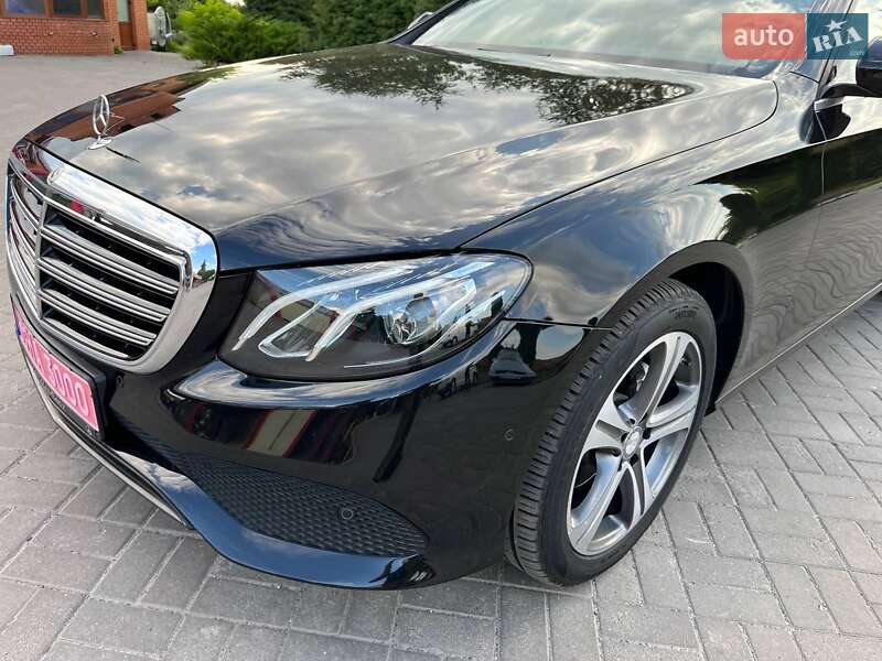Седан Mercedes-Benz E-Class 2018 в Дубно