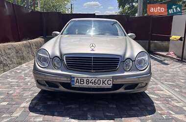 Седан Mercedes-Benz E-Class 2004 в 
