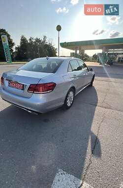 Седан Mercedes-Benz E-Class 2014 в 