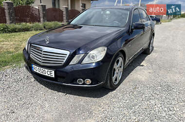 Седан Mercedes-Benz E-Class 2009 в 