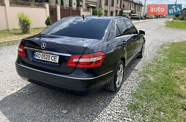 Седан Mercedes-Benz E-Class 2009 в 