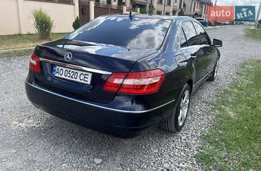 Седан Mercedes-Benz E-Class 2009 в 