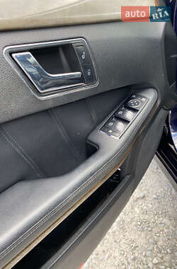 Седан Mercedes-Benz E-Class 2009 в 