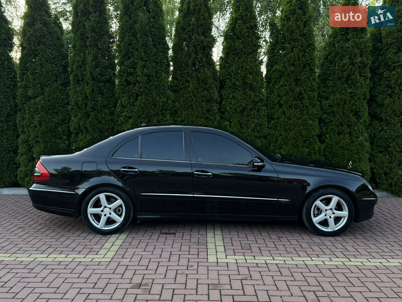 Седан Mercedes-Benz E-Class 2006 в Хмельницком