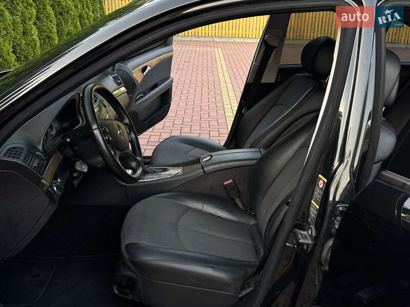 Седан Mercedes-Benz E-Class 2006 в Хмельницком