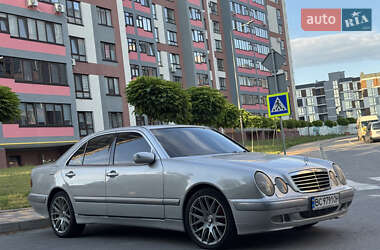 Седан Mercedes-Benz E-Class 2000 в 