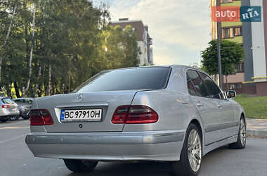 Седан Mercedes-Benz E-Class 2000 в 