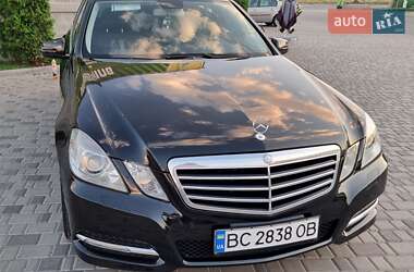Седан Mercedes-Benz E-Class 2012 в 