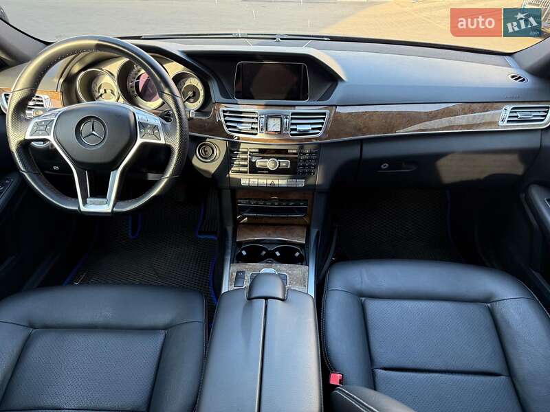 Седан Mercedes-Benz E-Class 2013 в Одессе