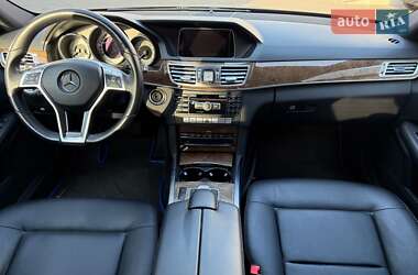 Седан Mercedes-Benz E-Class 2013 в 