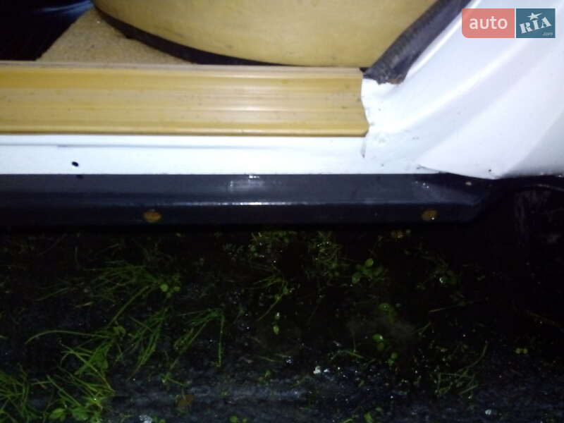 Седан Mercedes-Benz E-Class 1981 в Славуті