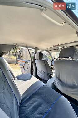 Седан Mercedes-Benz E-Class 1994 в 
