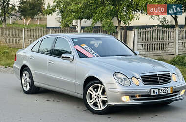 Седан Mercedes-Benz E-Class 2002 в 