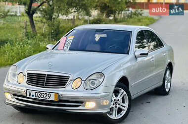 Седан Mercedes-Benz E-Class 2002 в 