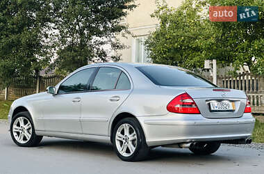 Седан Mercedes-Benz E-Class 2002 в 