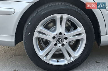 Седан Mercedes-Benz E-Class 2002 в 