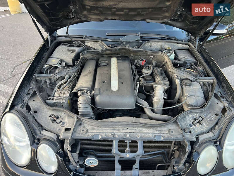 Седан Mercedes-Benz E-Class 2002 в Первомайську