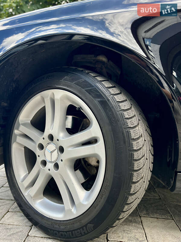 Седан Mercedes-Benz E-Class 2008 в Березному