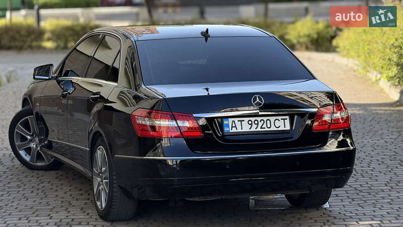 Седан Mercedes-Benz E-Class 2009 в Ивано-Франковске