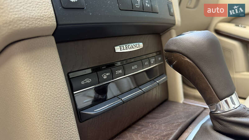 Седан Mercedes-Benz E-Class 2009 в Ивано-Франковске