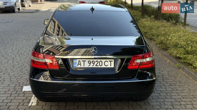 Седан Mercedes-Benz E-Class 2009 в Ивано-Франковске