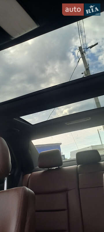 Седан Mercedes-Benz E-Class 2010 в Львове