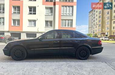 Седан Mercedes-Benz E-Class 2002 в 