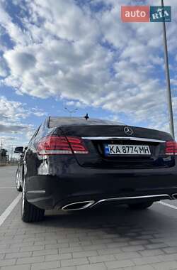 Седан Mercedes-Benz E-Class 2015 в 