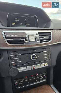 Седан Mercedes-Benz E-Class 2015 в 