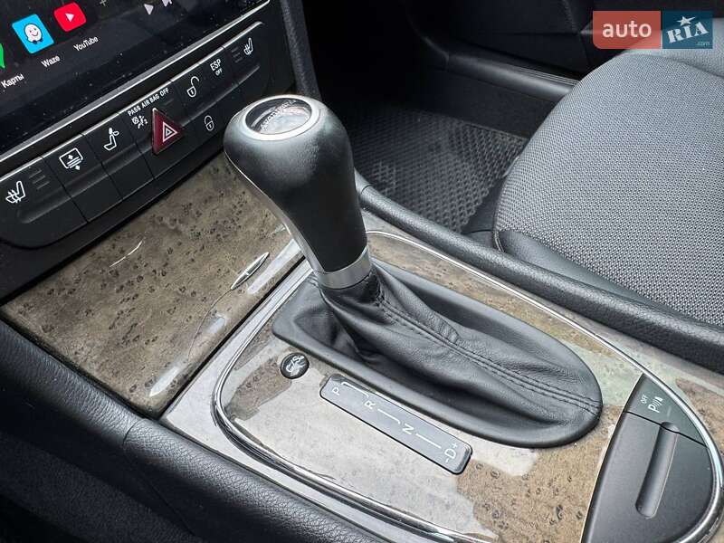 Седан Mercedes-Benz E-Class 2008 в Днепре