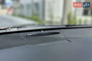 Седан Mercedes-Benz E-Class 2011 в 