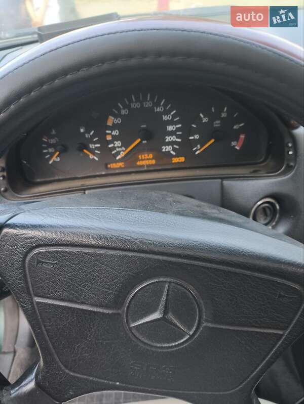Універсал Mercedes-Benz E-Class 1998 в Чернівцях