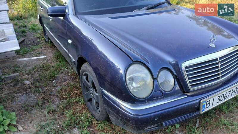 Mercedes-Benz E-Class 1999