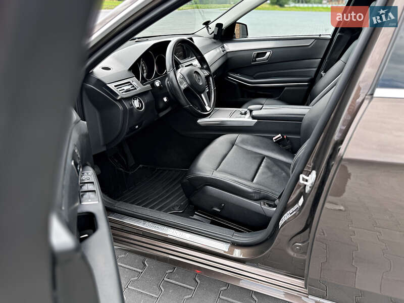 Универсал Mercedes-Benz E-Class 2015 в Черновцах