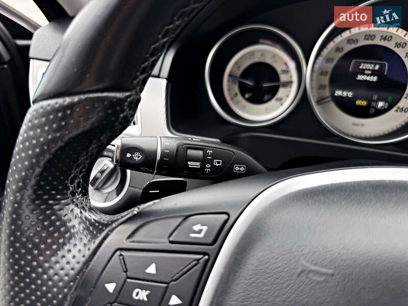 Универсал Mercedes-Benz E-Class 2015 в Черновцах