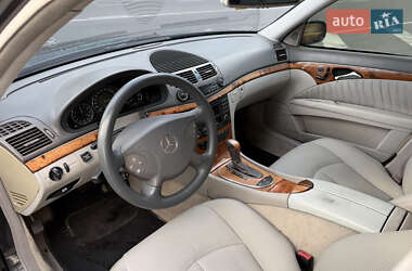 Седан Mercedes-Benz E-Class 2002 в 