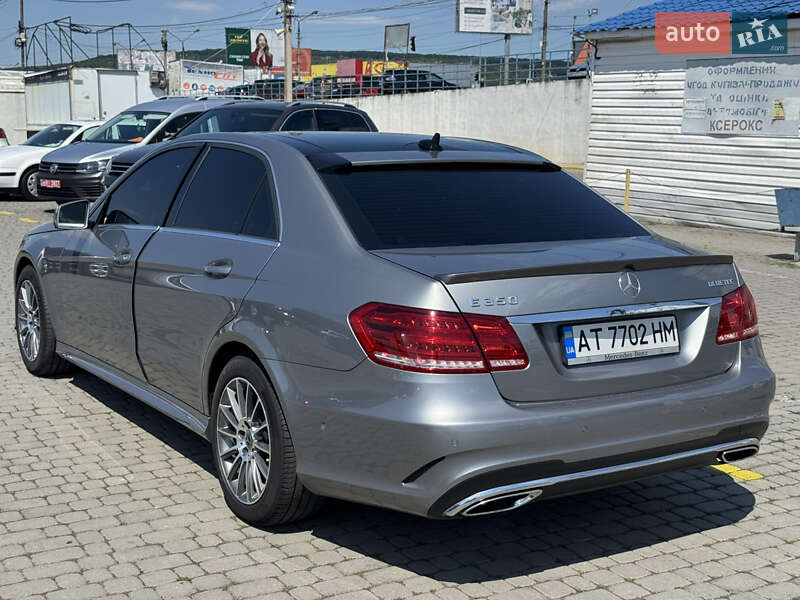 Седан Mercedes-Benz E-Class 2013 в Черновцах
