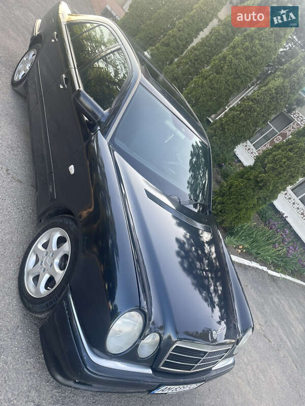 Седан Mercedes-Benz E-Class 1997 в Виннице