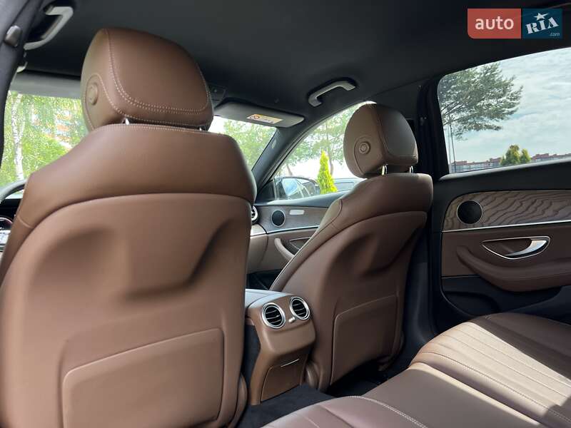 Седан Mercedes-Benz E-Class 2022 в Львове фото 12 Седан Mercedes-Benz E-Class 2022 в Львове