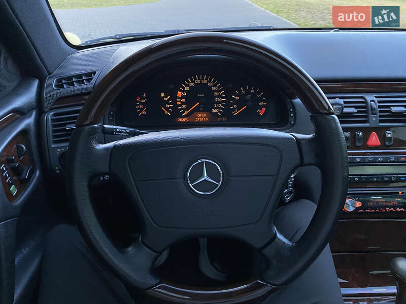 Седан Mercedes-Benz E-Class 1995 в Кропивницком