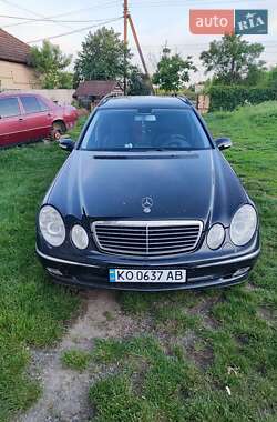 Универсал Mercedes-Benz E-Class 2003 в Чопе