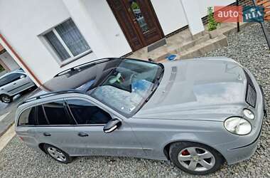 Универсал Mercedes-Benz E-Class 2003 в  фото 20 Универсал Mercedes-Benz E-Class 2003 в