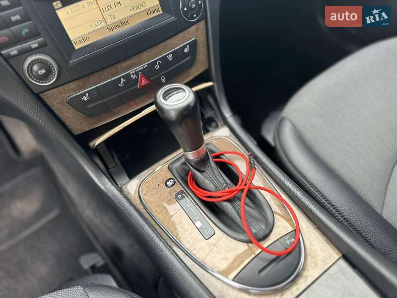 Седан Mercedes-Benz E-Class 2008 в Кривом Роге
